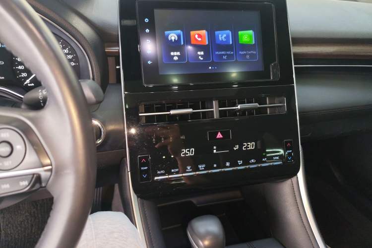 Used Toyota Avalon 2023 2.0L Premium Edition Audio And AC Panel