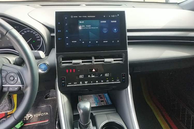 Used Toyota Avalon 2023 Dual-Engine 2.5L Luxury Edition Audio And AC Panel