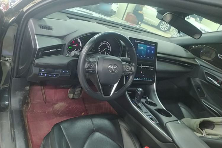 Used Toyota Avalon 2023 Dual-Engine 2.5L Luxury Edition Center Console