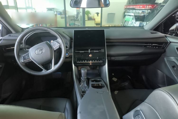 Used Toyota Avalon 2023 2.5L Luxury Edition Center Console