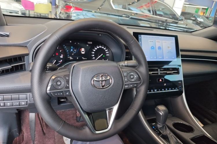 Used Toyota Avalon 2023 2.5L Luxury Edition Center Console