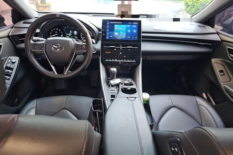 Used Toyota Avalon 2023 2.5L Luxury Edition Center Console