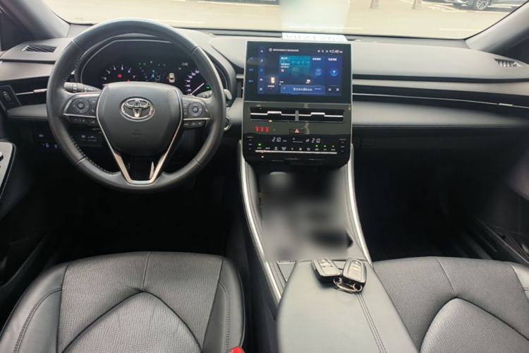 Used Toyota Avalon 2023 2.5L Luxury Edition Center Console