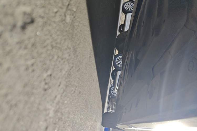Used Toyota Avalon 2023 2.0L Luxury Edition Chassis Front Left