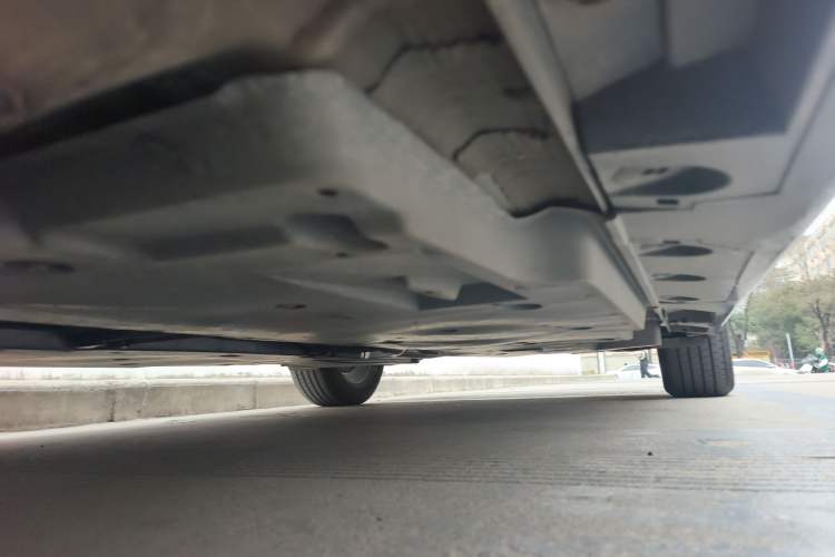Used Toyota Avalon 2023 2.0L Luxury Edition Chassis Front Left