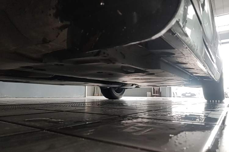 Used Toyota Avalon 2023 Dual-Engine 2.5L Luxury Edition Chassis Front Left
