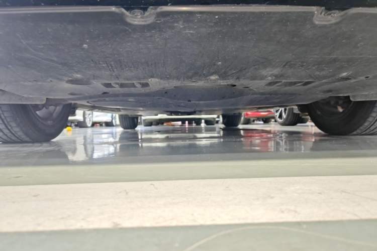 Used Toyota Avalon 2023 2.0L Luxury Edition Chassis Front