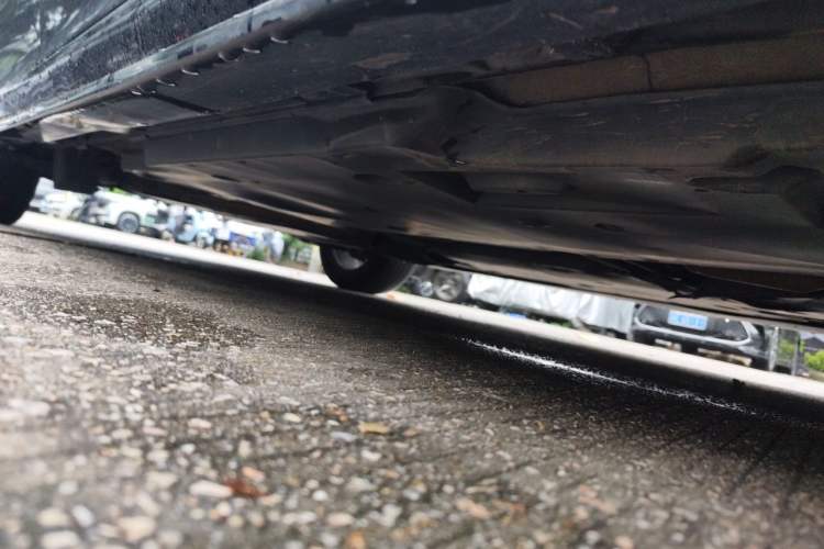 Used Toyota Avalon 2023 Dual-Engine 2.5L Luxury Edition Chassis Front Right