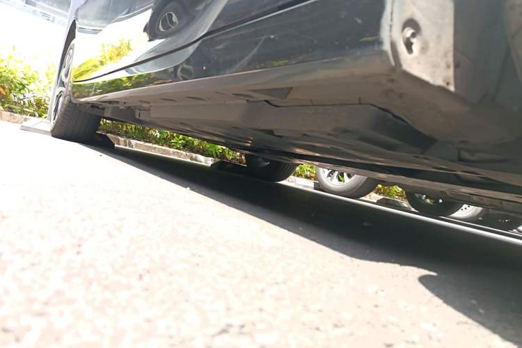 Used Toyota Avalon 2023 2.0L Premium Edition Chassis Front Right