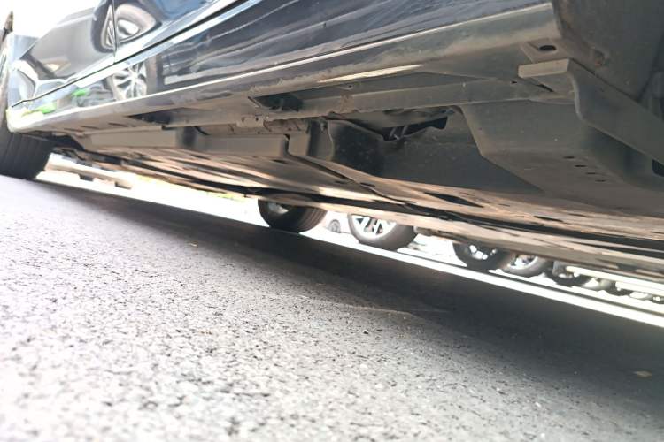 Used Toyota Avalon 2023 2.0L Premium Edition Chassis Rear Left