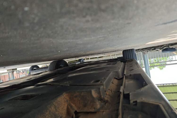 Used Toyota Avalon 2023 2.0L Luxury Edition Chassis Rear Left