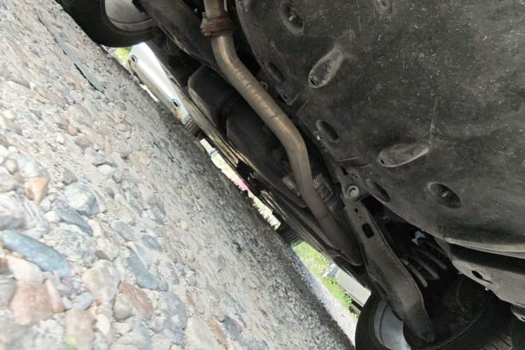 Used Toyota Avalon 2023 Dual-Motor 2.5L XLE Prestige Edition Chassis Rear