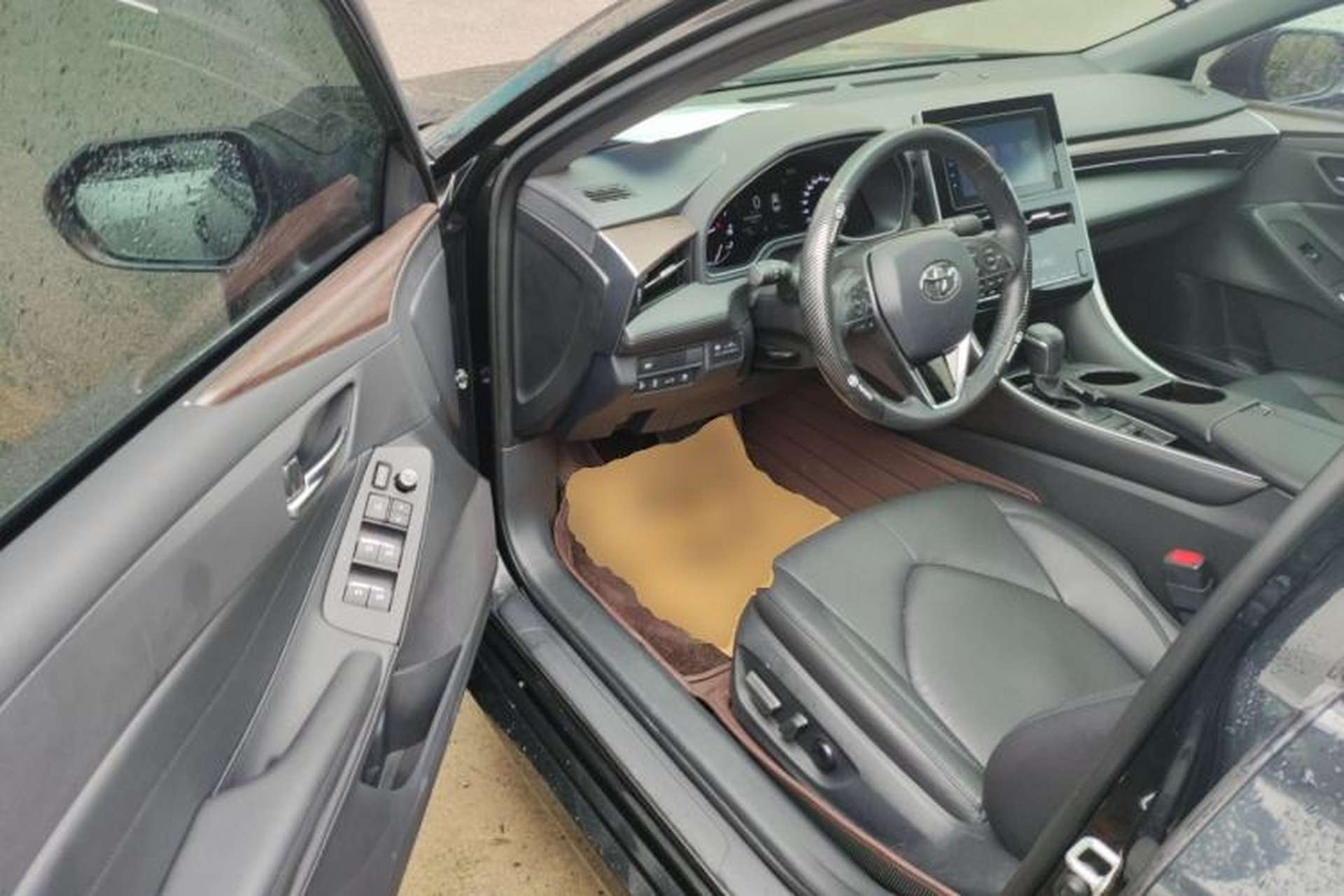 Used Toyota Avalon 2023 2.0L Premium Edition Driver Seat