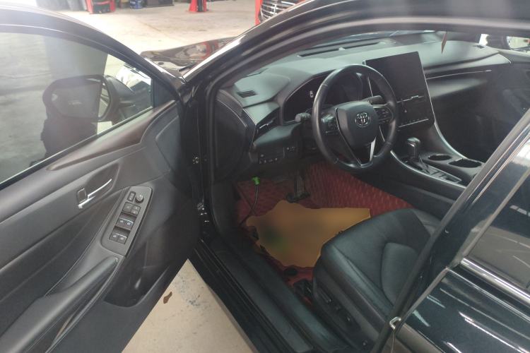 Used Toyota Avalon 2023 2.0L Luxury Edition Driver Seat