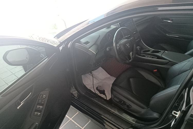 Used Toyota Avalon 2023 2.0L Luxury Edition Driver Seat