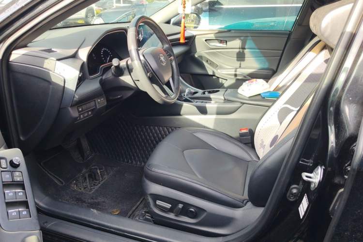 Used Toyota Avalon 2023 2.0L Luxury Edition Driver Seat