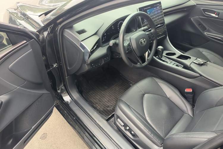 Used Toyota Avalon 2023 2.5L Luxury Edition Driver Seat
