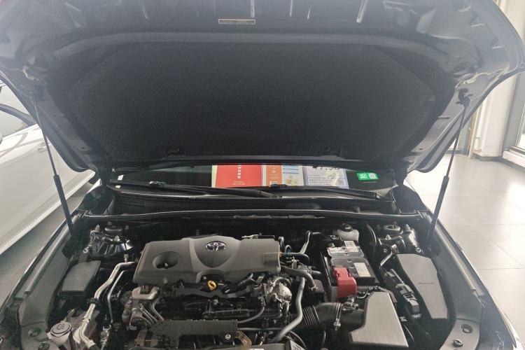 Used Toyota Avalon 2023 2.5L Touring Premium Edition Engine Bay