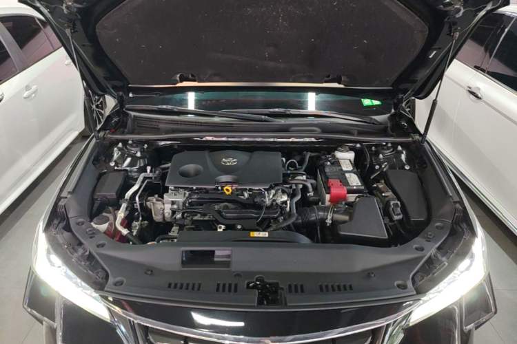 Used Toyota Avalon 2023 2.0L Luxury Edition Engine Bay