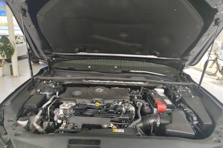 Used Toyota Avalon 2023 2.5L Luxury Edition Engine Bay