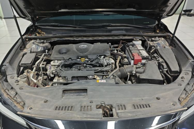 Used Toyota Avalon 2023 2.5L Touring Premium Edition Engine Bay