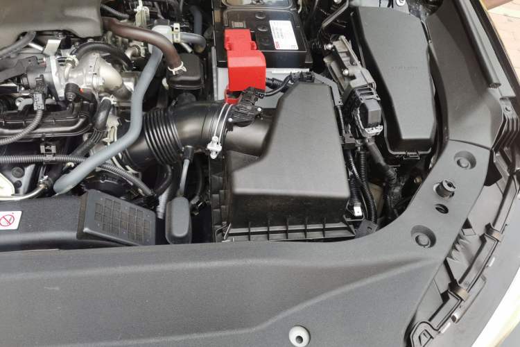 Used Toyota Avalon 2023 2.5L Touring Premium Edition Engine Bay Left