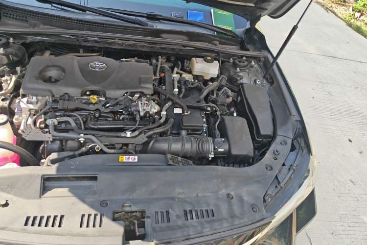 Used Toyota Avalon 2023 Dual-Motor 2.5L XLE Prestige Edition Engine Bay Left