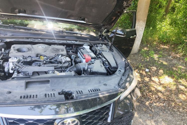 Used Toyota Avalon 2023 2.5L Touring Premium Edition Engine Bay Left