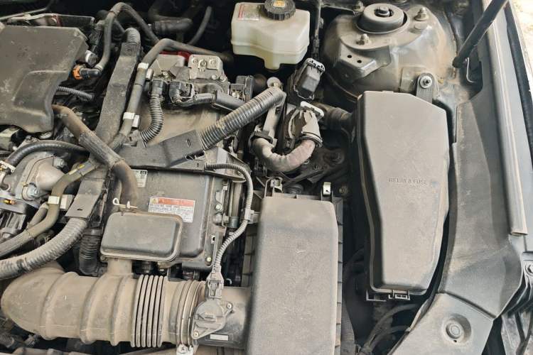 Used Toyota Avalon 2023 Dual-Motor 2.5L XLE Prestige Edition Engine Bay Left