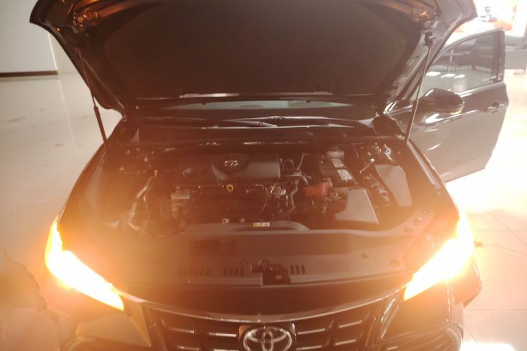 Used Toyota Avalon 2023 2.0L Progressive Edition Engine Bay