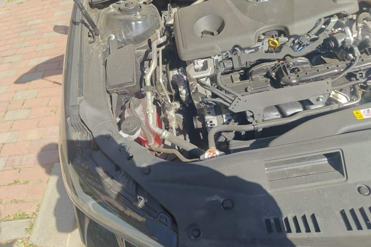 Used Toyota Avalon 2023 2.5L Luxury Edition Engine Bay Right