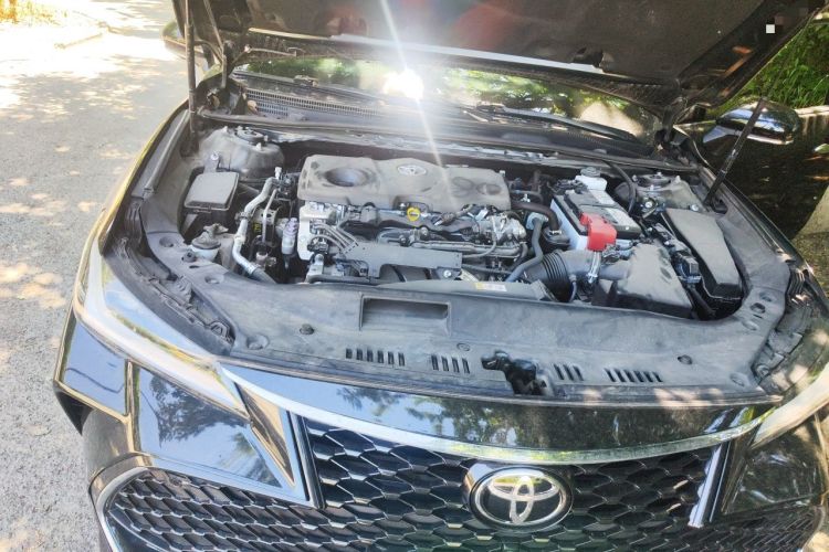 Used Toyota Avalon 2023 2.5L Touring Premium Edition Engine Bay Right