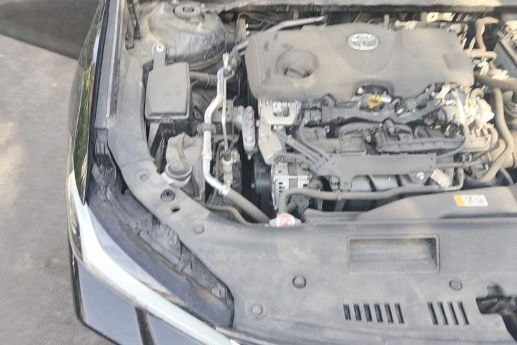 Used Toyota Avalon 2023 2.5L Luxury Edition Engine Bay Right