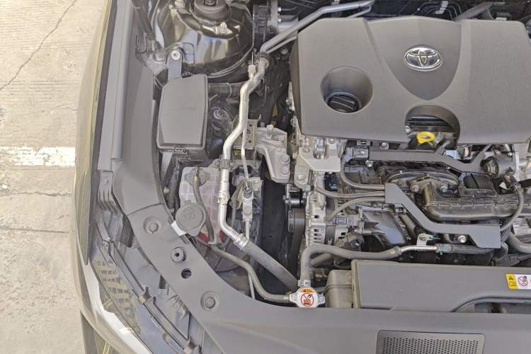 Used Toyota Avalon 2023 2.0L Luxury Edition Engine Bay Right