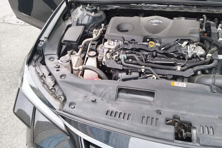 Used Toyota Avalon 2023 Dual-Motor 2.5L XLE Prestige Edition Engine Bay Right