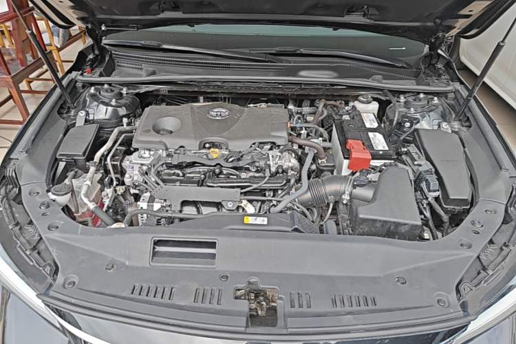 Used Toyota Avalon 2023 2.5L Luxury Edition Engine Bay