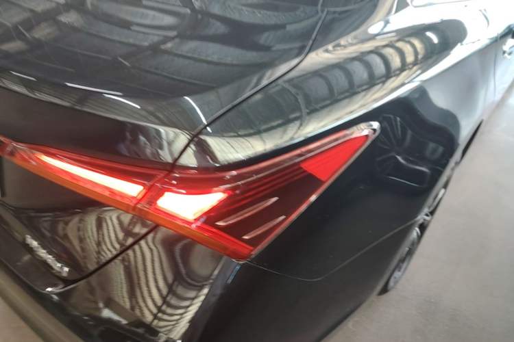 Used Toyota Avalon 2023 Dual-Engine 2.5L Luxury Edition Exterior 1