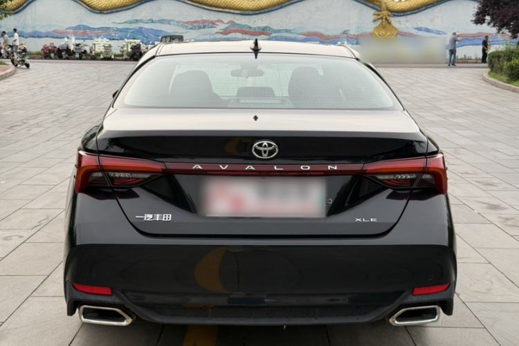 Used Toyota Avalon 2023 2.0L XLE Deluxe Edition Exterior 1