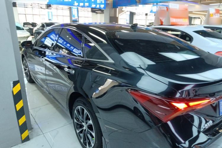 Used Toyota Avalon 2023 2.0L Luxury Edition Exterior 2