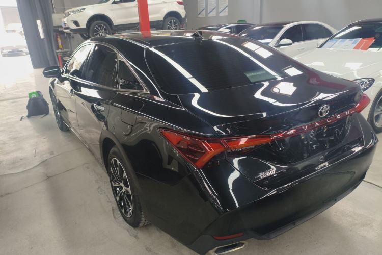 Used Toyota Avalon 2023 2.0L Luxury Edition Exterior 2
