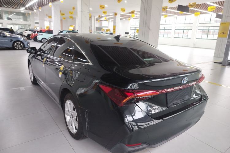Used Toyota Avalon 2023 Dual-Motor 2.5L Progressive Edition Exterior 2