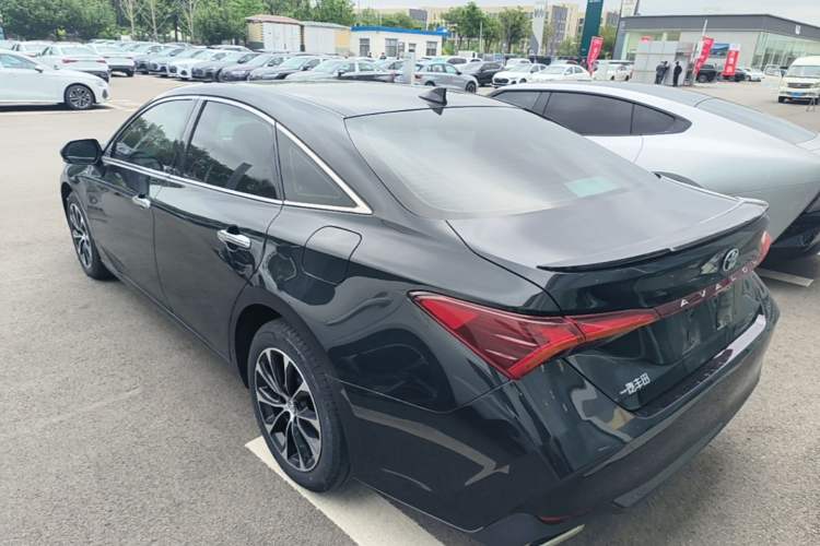 Used Toyota Avalon 2023 2.5L Luxury Edition Exterior 2