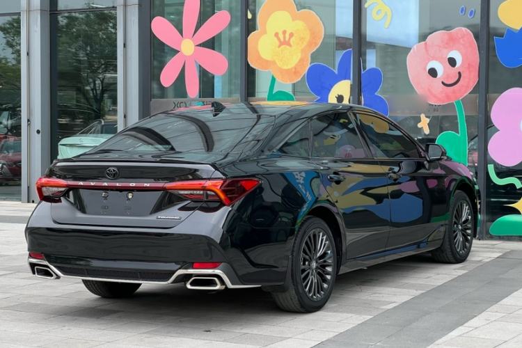 Used Toyota Avalon 2023 2.5L Touring Premium Edition Exterior 3