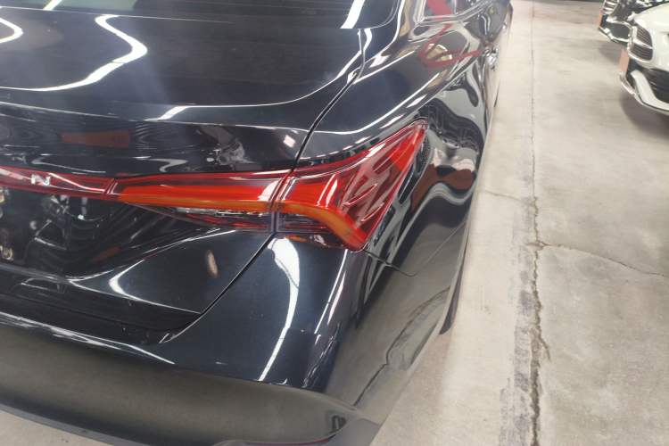 Used Toyota Avalon 2023 2.0L Luxury Edition Exterior 3