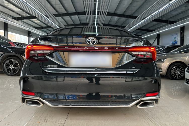 Used Toyota Avalon 2023 2.0L XLE Deluxe Edition Exterior 3