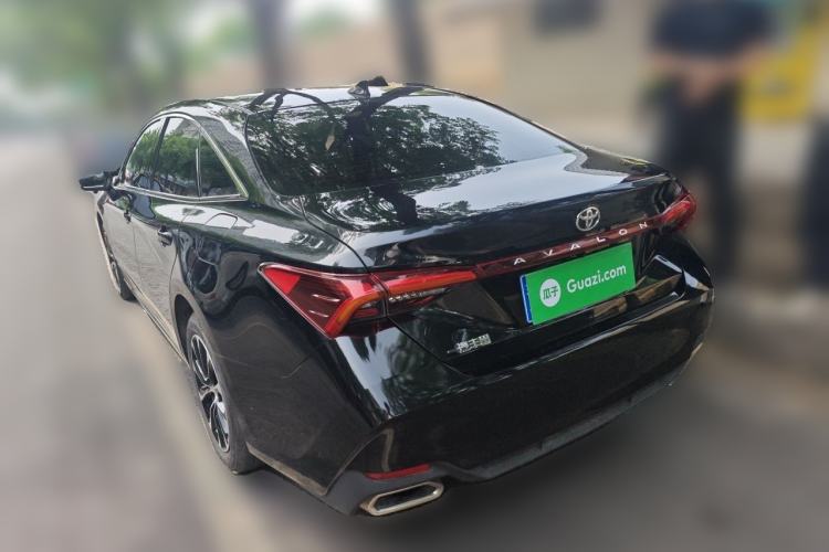 Used Toyota Avalon 2023 2.0L Progressive Edition Exterior 3
