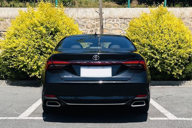 Used Toyota Avalon 2023 2.0L Premium Edition Exterior 3