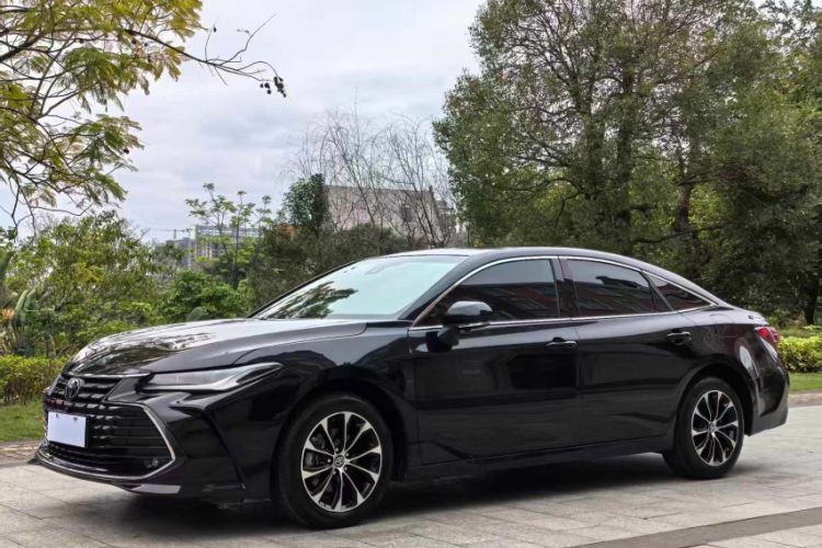 Used Toyota Avalon 2023 2.0L Premium Edition Exterior 3