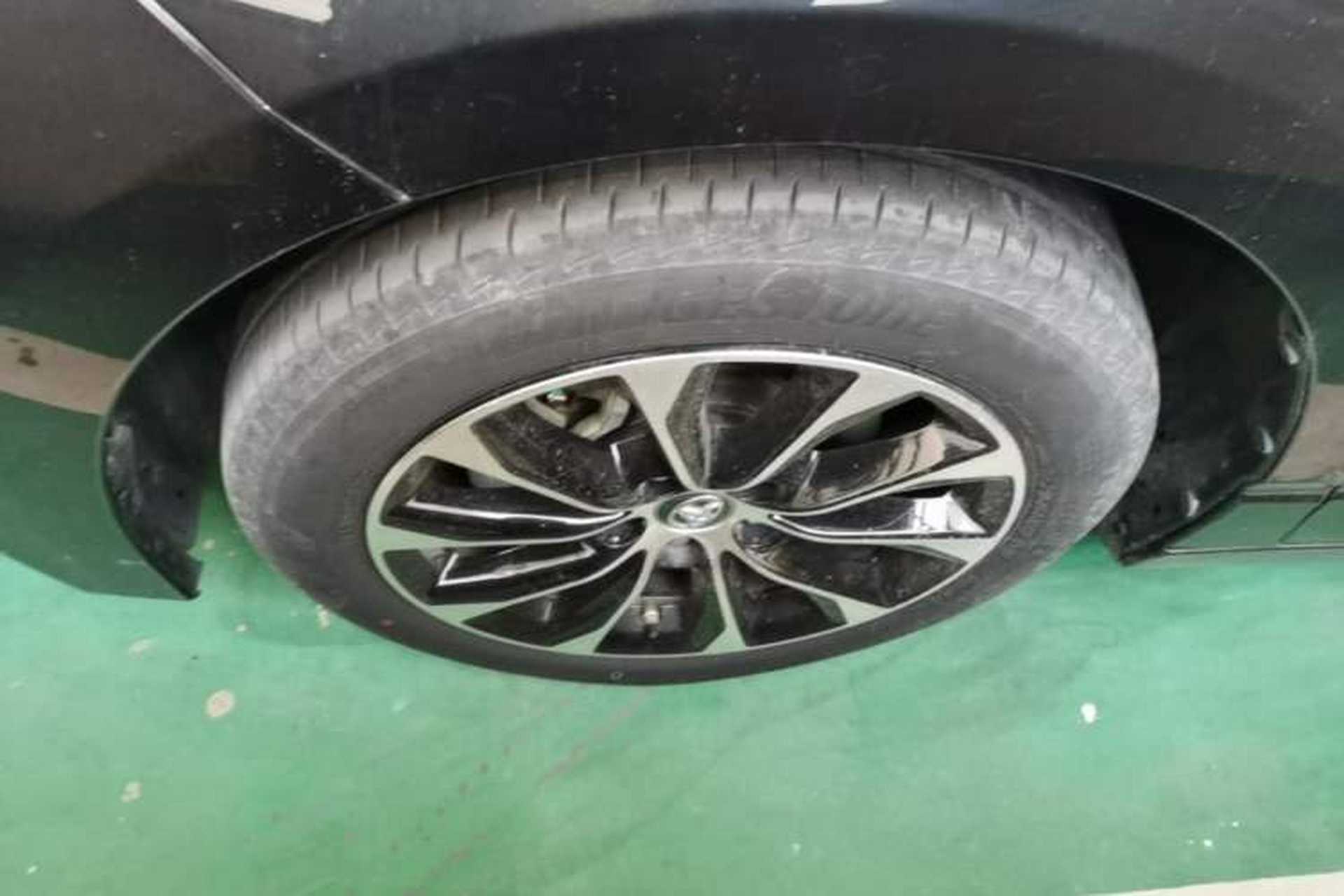 Used Toyota Avalon 2023 2.0L Progressive Edition Exterior 4