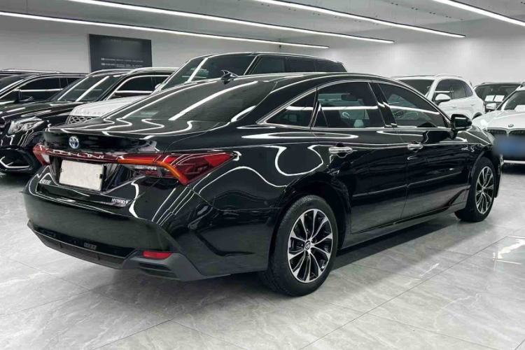 Used Toyota Avalon 2023 Dual-Engine 2.5L Luxury Edition Exterior 4